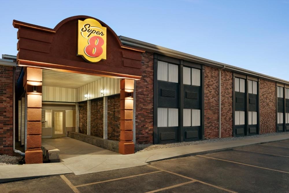 Super 8 by Wyndham Des Moines